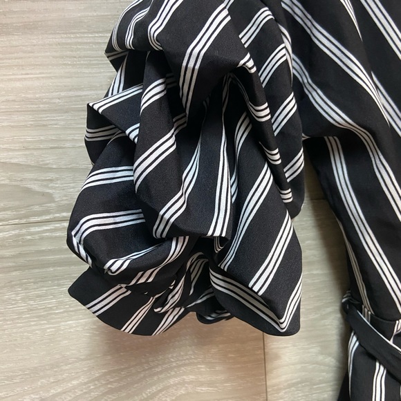 Fashion nova never looking back striped romper - Picture 7 of 7